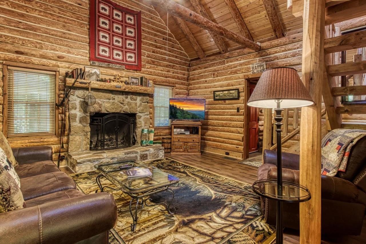 Very Private, Real Log Cabin With Hot Tub! Севьервилл Экстерьер фото